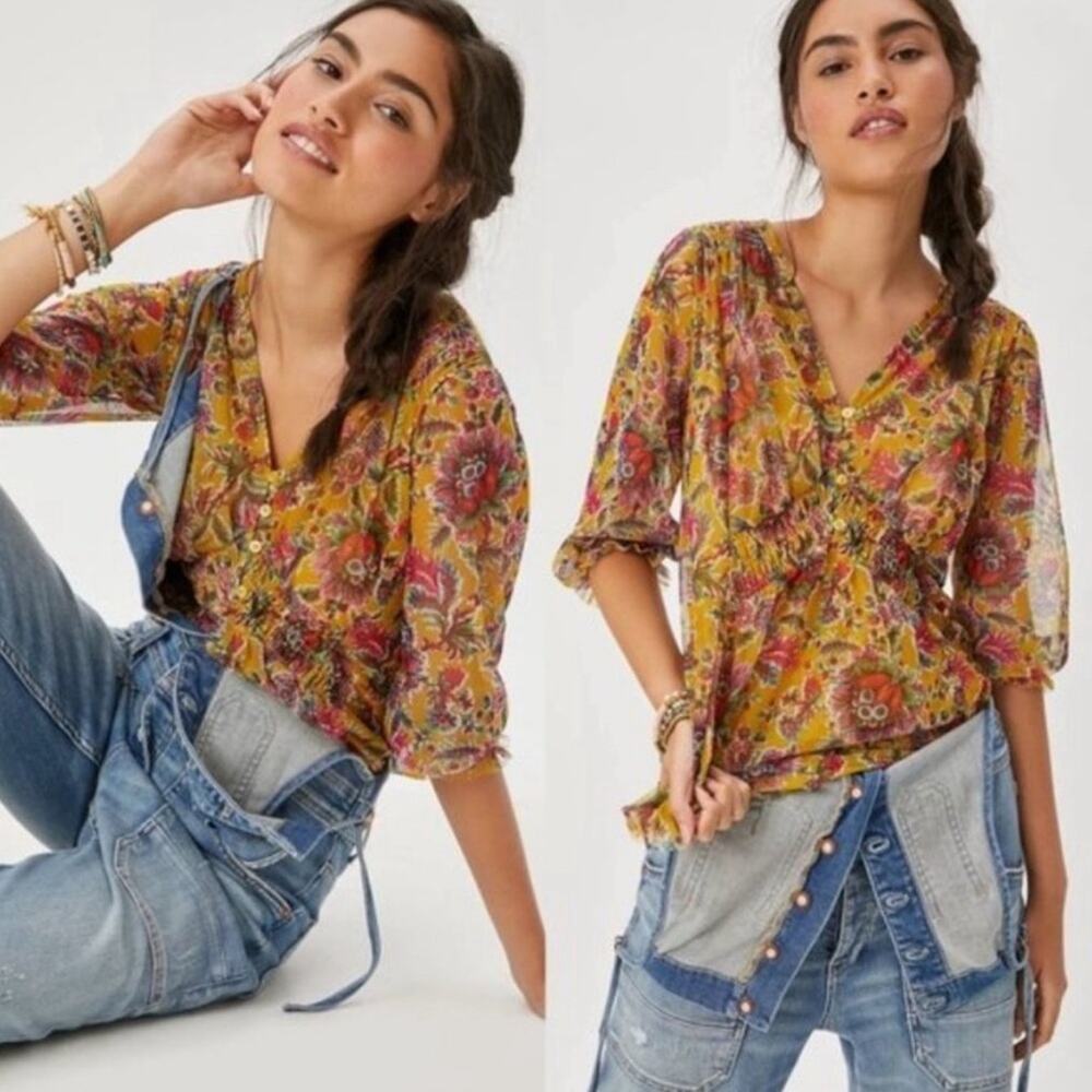 Anthropologie Gretchen V-Neck Floral Smocked Mesh Tunic Top.